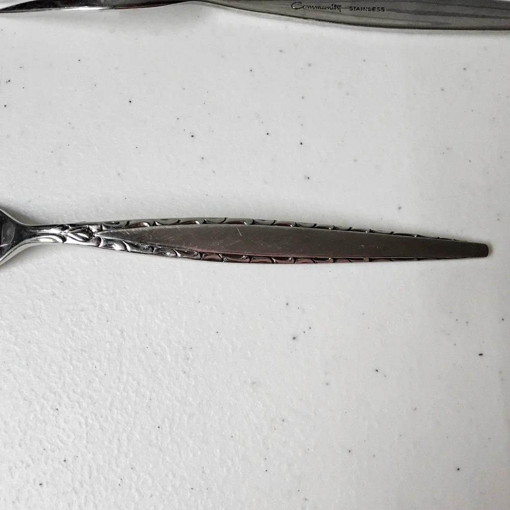 Vintage Oneida Community Venetia‎ Stainless Steel Flatware Dinner Forks ser of 2